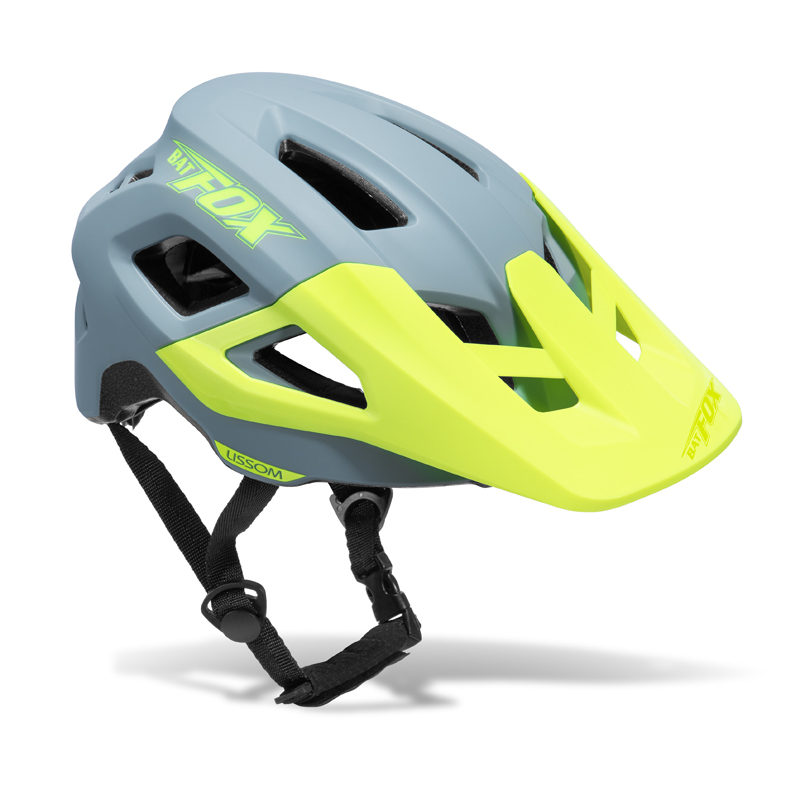 Casco da ciclismo BATFOX tagli - Youth Cycling Gear recensione e prezzo